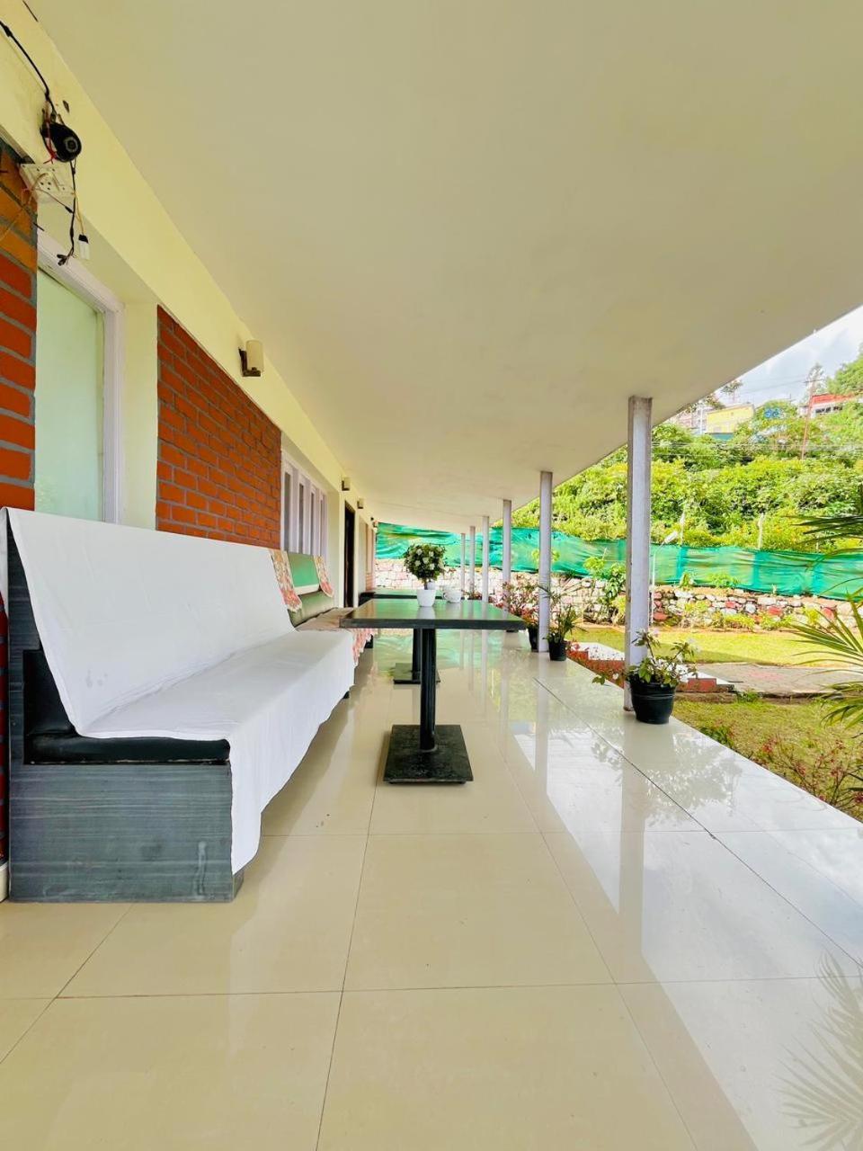 Nilgiris Inn Котагири Экстерьер фото